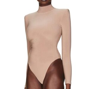 NWT Forever 21 Bodysuit with open back Golden color